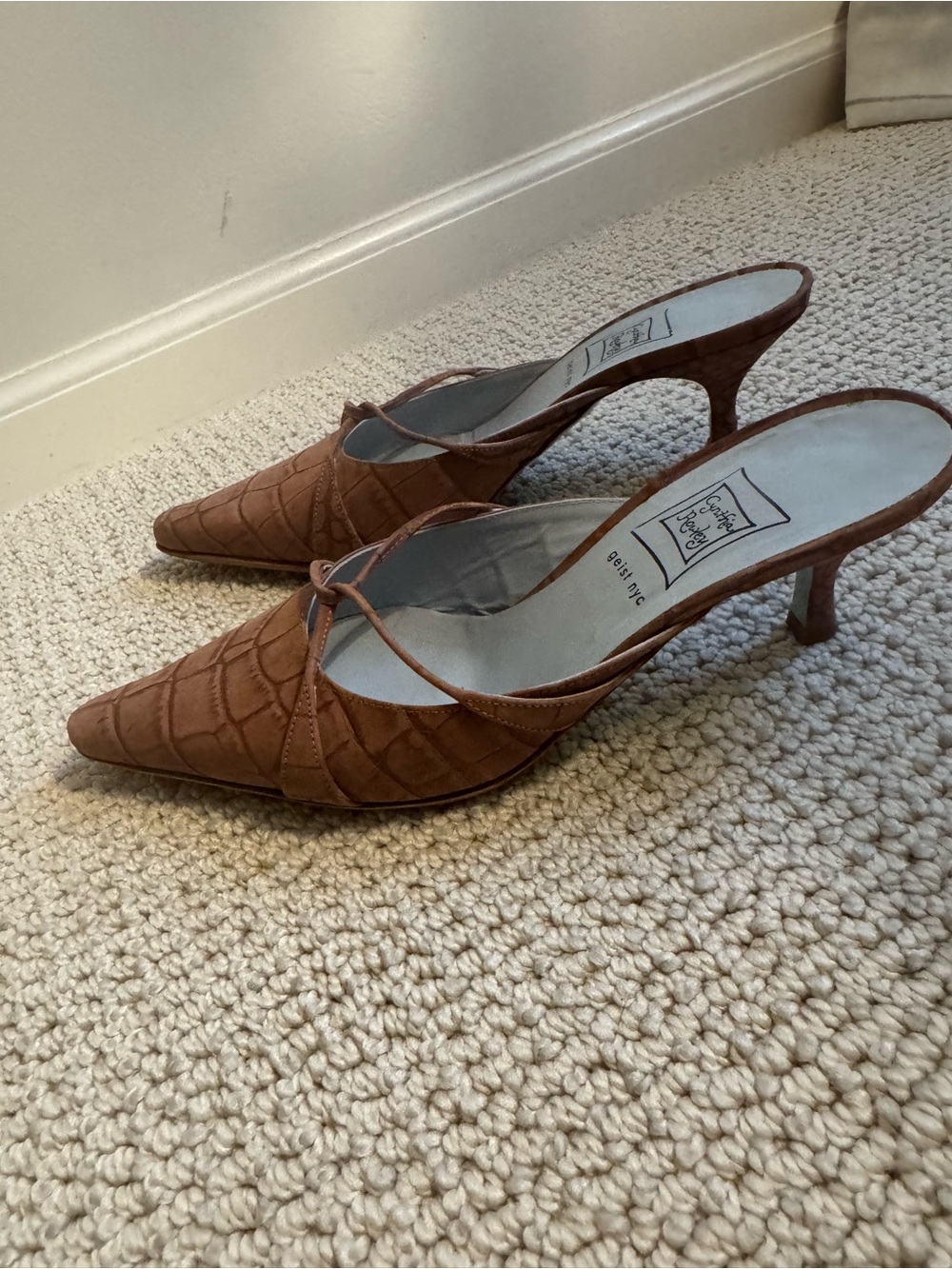 Cynthia Rowley Trio Natural Kitten Heel Mule - 7.5 - Picture 2 of 3
